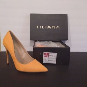 Woman's Liliana Orange Stiletto Pump Size 8.5